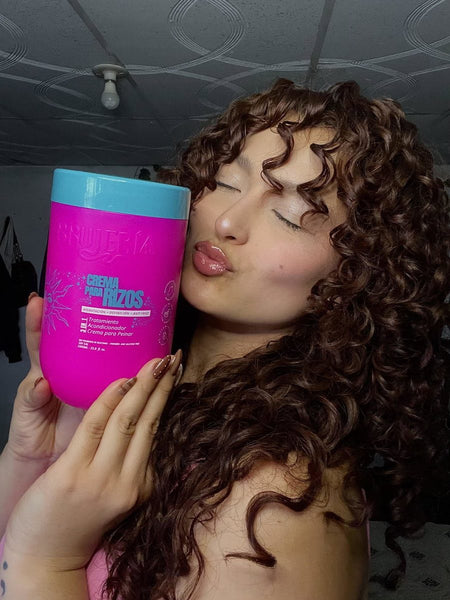Foto de Xiomara C. con su producto